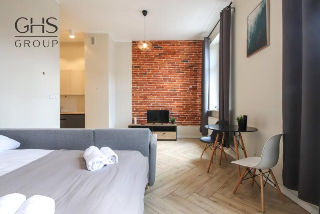 Piekny Apartament W Zabytkowej Kamienicy Краков Экстерьер фото